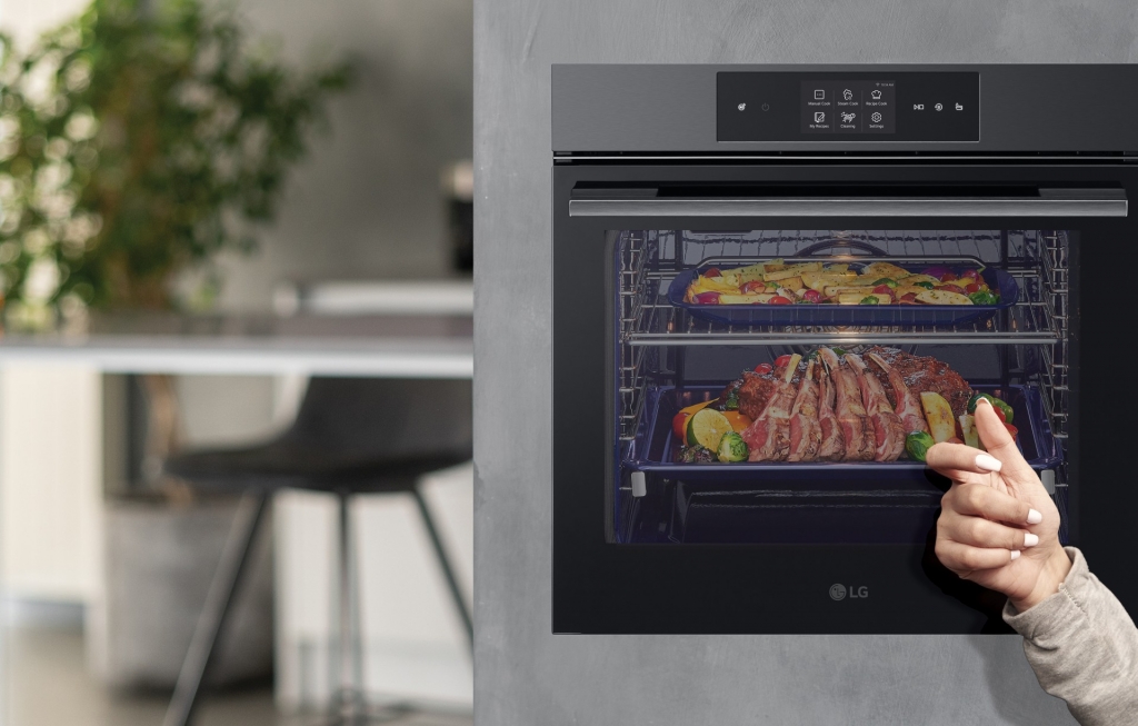 medium_Suto_InstaView  technologia.jpg