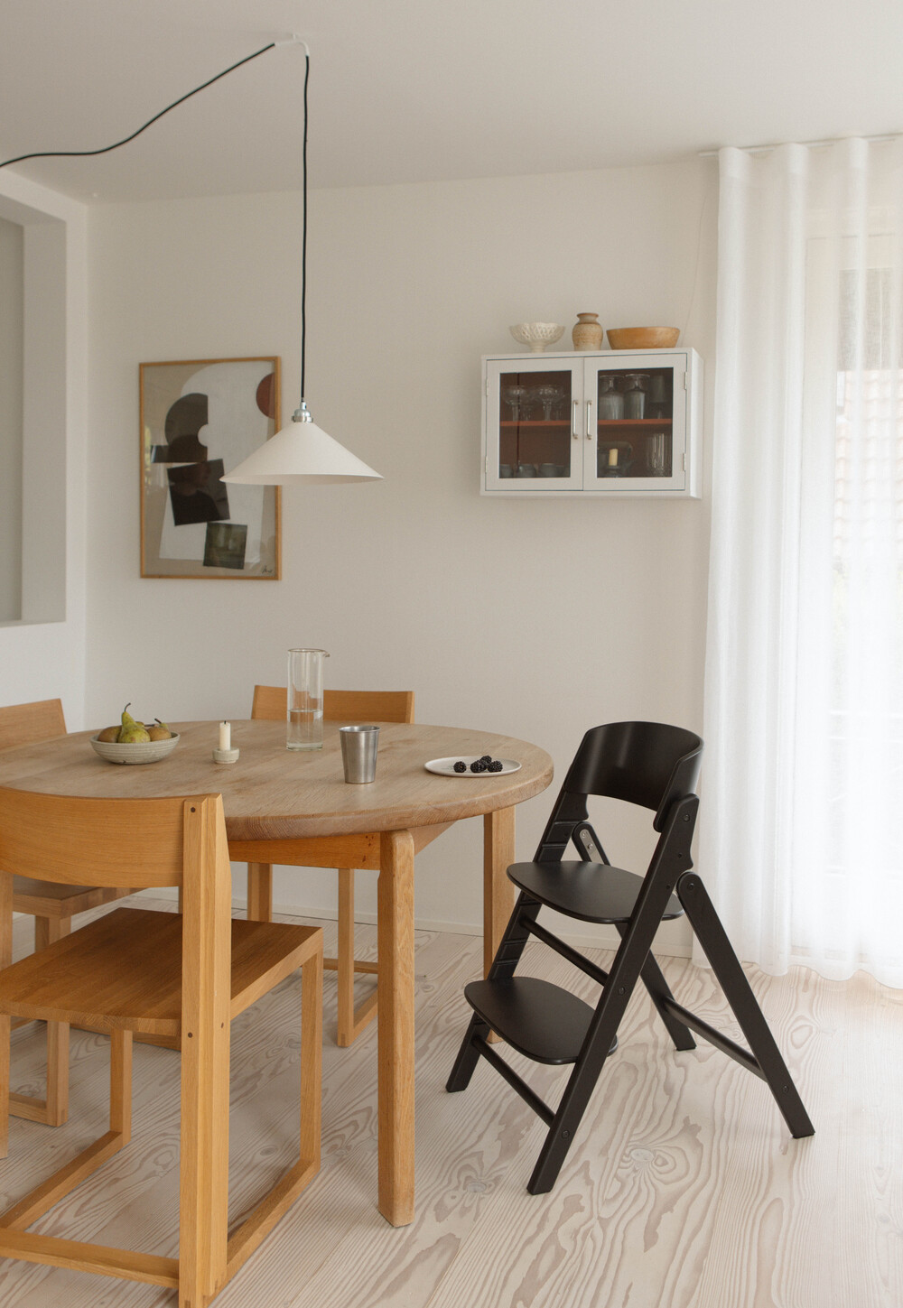 CYB_25_ClickandFold_Black_SocialMedia_Interiors_Image1 (1).jpg