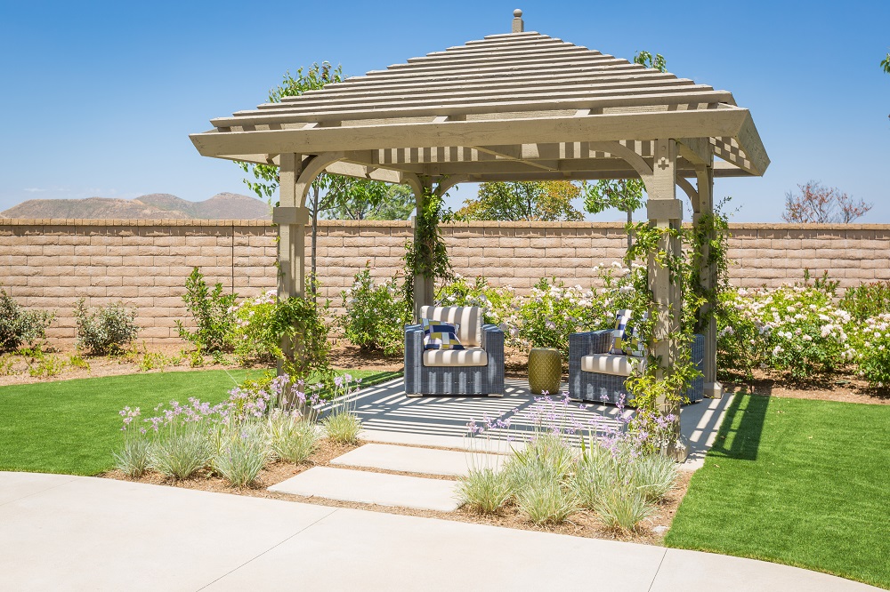 pergola1.jpg