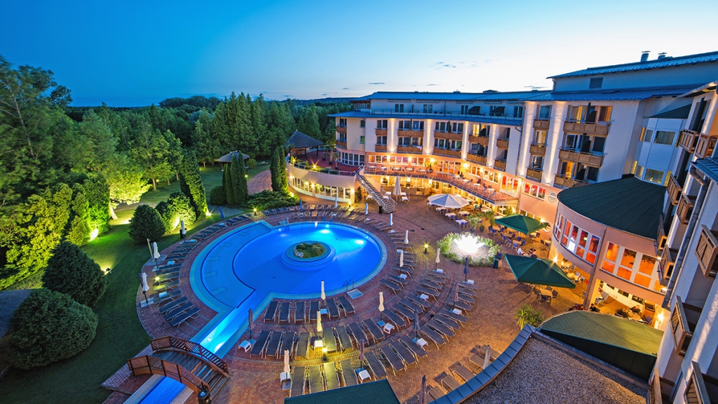 hotel1.jpg