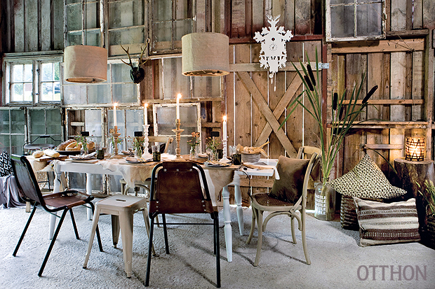 Vendégség egy stílusos vidéki pajtában Vendégség egy stílusos vidéki pajtában