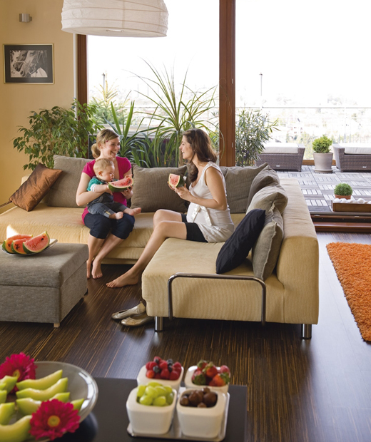 „A lakásunk maga a nyár” „A lakásunk maga a nyár”