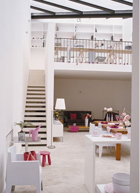 Otthon pinkben és fehérben