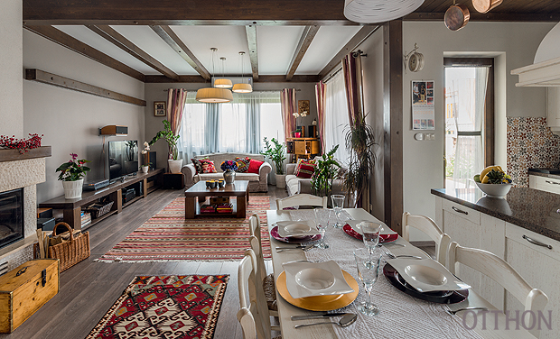 Otthon, modern és rusztikus stílusban