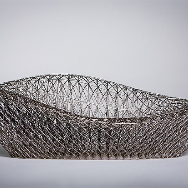 Fémhálóból áramvonalas kanapé 3D nyomtatóval 