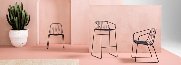 Stílusos kültéri bútorokkal közelít a tavasz