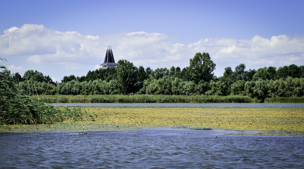 Megfizethető nyaralók? Ennyibe kerül most egy ház a Tisza-tónál