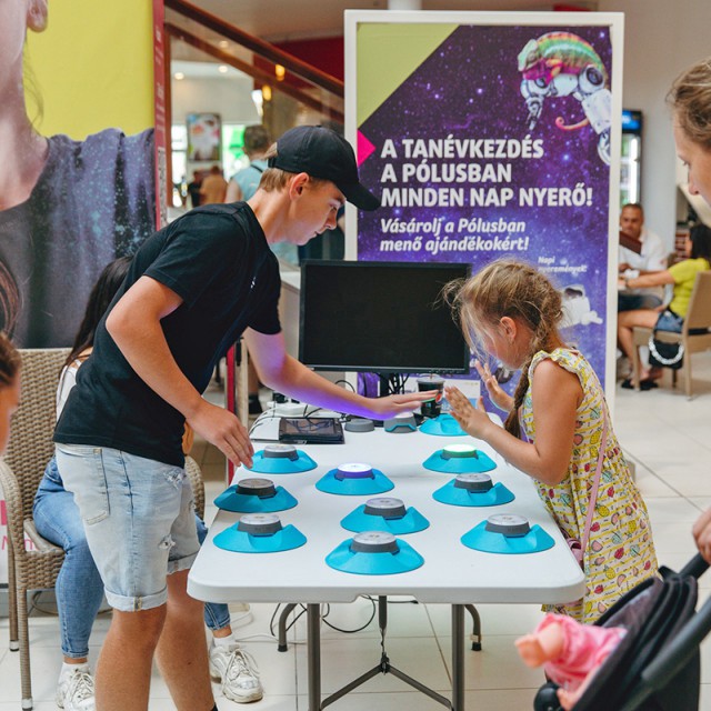Extra adag vidámság és nem mindennapi programok az iskolakezdés előtt