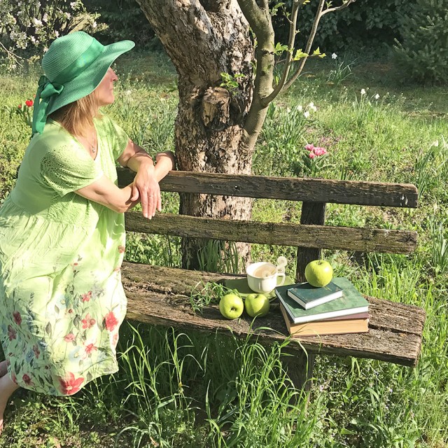 Virágos rét tálalva: Halmos Monikával beszélgettünk