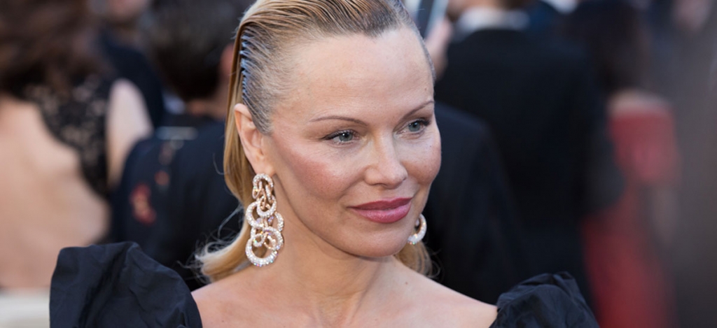 Less be Pamela Anderson kifinomult és nőies otthonába: így él a Baywatch sztárja ma