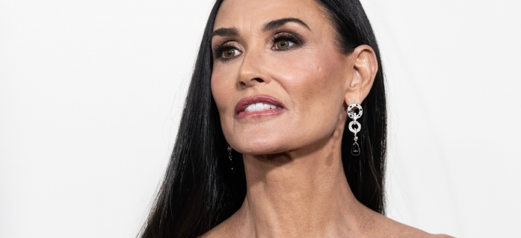 Demi Moore izgalmas bútordarabbal dobta fel a nappaliját: a szakértők odáig vannak érte!