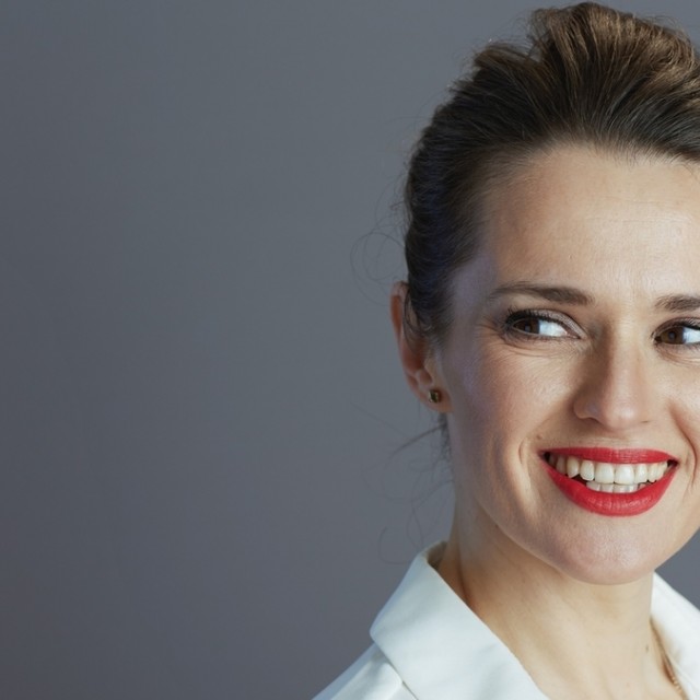 Mit tehetsz a menopauza tüneteinek enyhítéséért? Hatékony, növényi támogatás 40 év felett