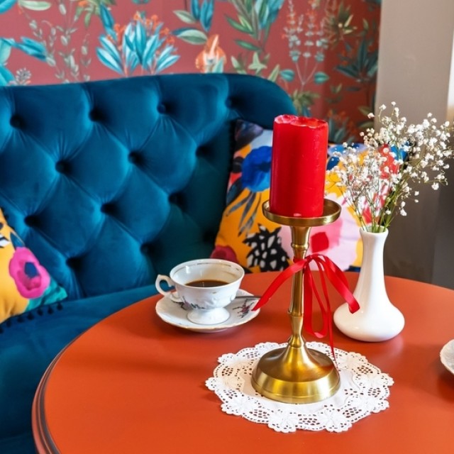 3 hely a lakásban, ahová a belsőépítészek soha nem tennének tapétát: jó okuk van rá!