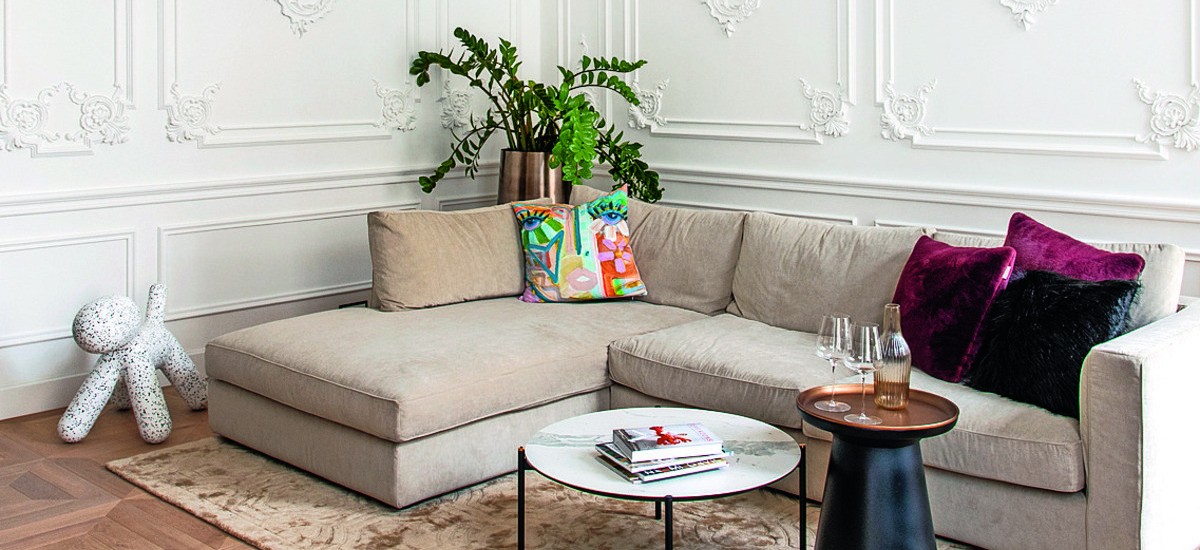 Méghogy a stukkó divatjamúlt: kifinomult eklektika egy 78 m2-es luxuslakásban