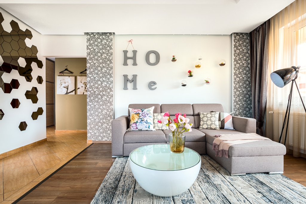 Nőnek lenni Nőnek lenni