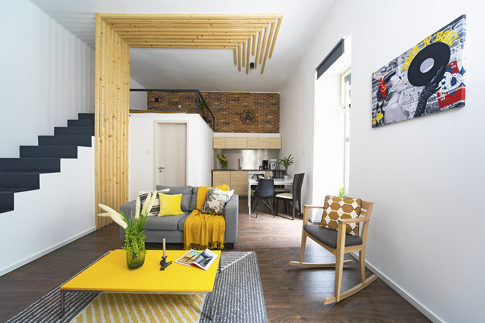 Praktikus kis legénylakás ipari loft stílusban Praktikus kis legénylakás ipari loft stílusban