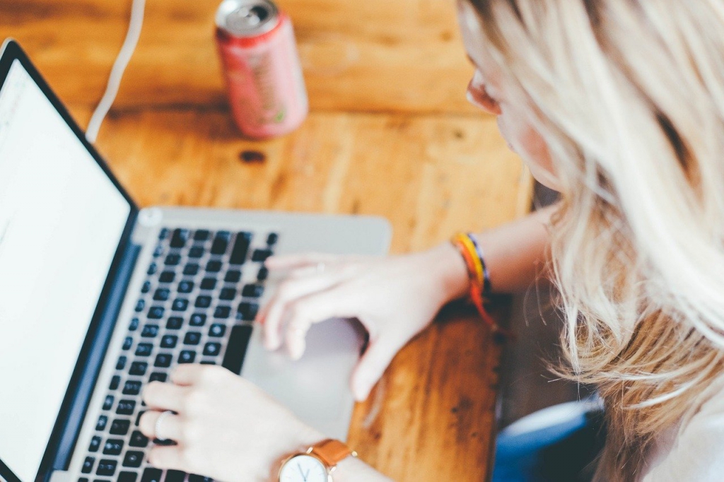 Gyors és kényelmes ügyintézés online